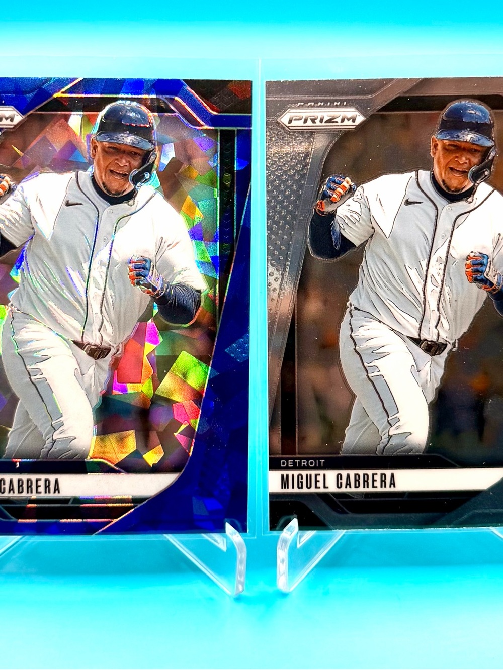 🔥Miguel Cabrera Lot! Blue Cracked Ice Prizm Refractor + Panini Prizm Insert! 😂